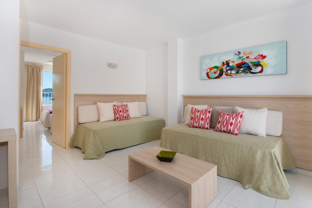 Apartamentos Calablanca Palmanova Exterior foto