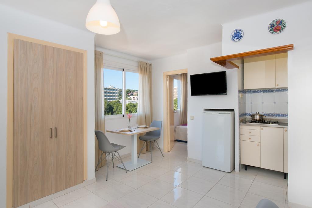 Apartamentos Calablanca Palmanova Exterior foto